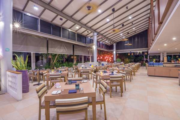 Deevana Plaza Krabi Aonang, 4-star resort